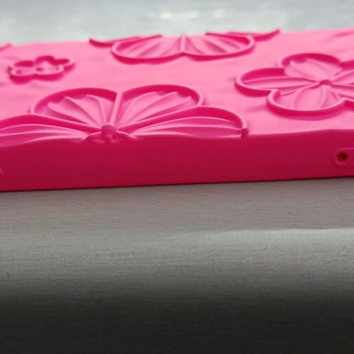 iPhone 11 Pull & Bear Puffy Floral Case new, hot pink