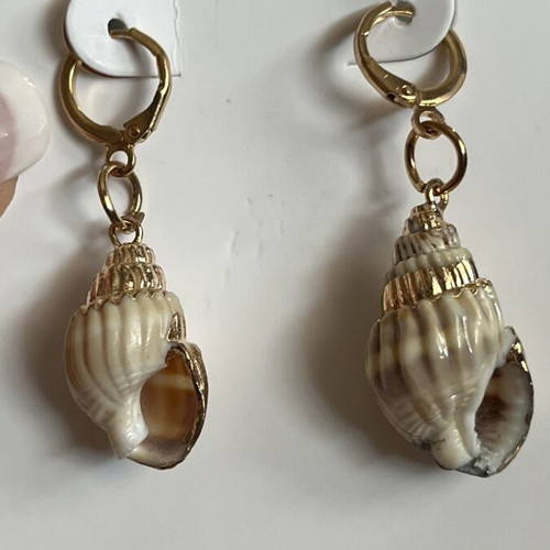 Earrings made of natural shell new, beige and gold tone