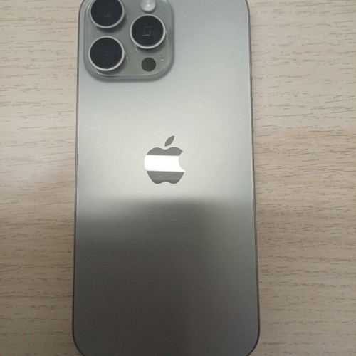 iPhone 16 Pro Max like new, silver, 256GB