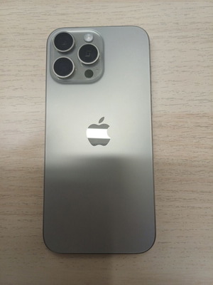 iPhone 16 Pro Max like new, silver, 256GB