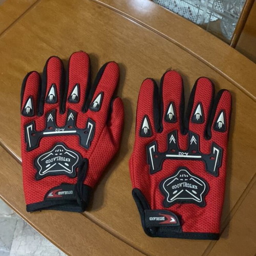 Bicycle and motorbike gloves lightly used