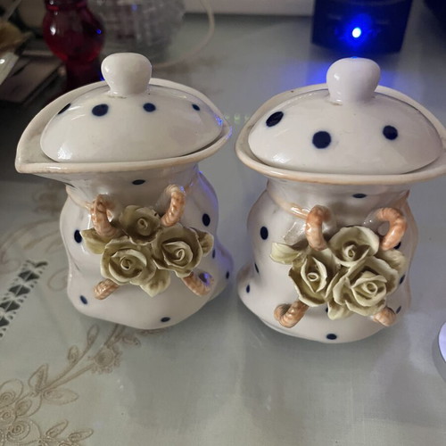 Decorative ceramic set used