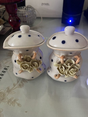 Decorative ceramic set used