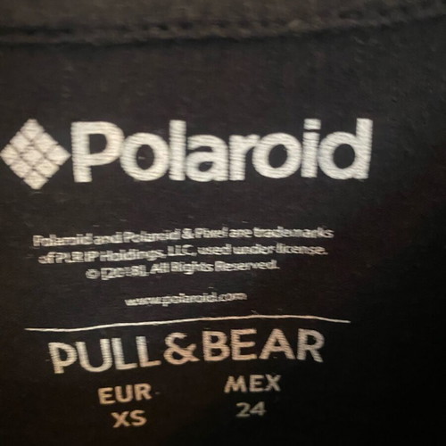 Pull & Bear women's short-sleeve t-shirt used, black multicolor, XS