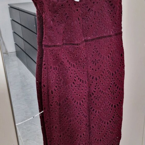 Missguided midi dress burgundy broderie anglaise like new
