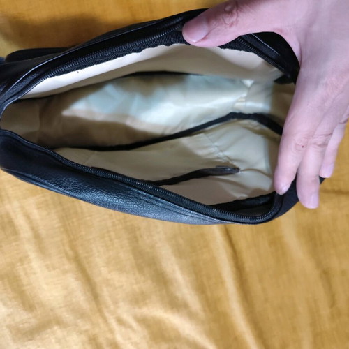 Crossbody bag shaped like radio new
