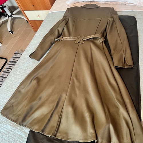 Elisabetta Franchi Military coat ново, каки с колан
