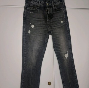 GUESS “It Girl” Straight Jeans – EU 27