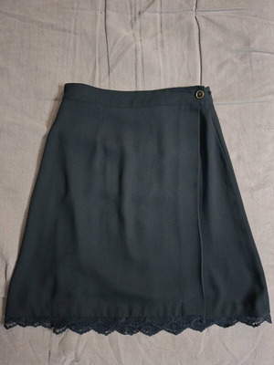 Women's black short skirt size Xsmall like new