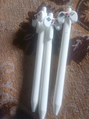 Set of 3 white pens with console remote on cap new