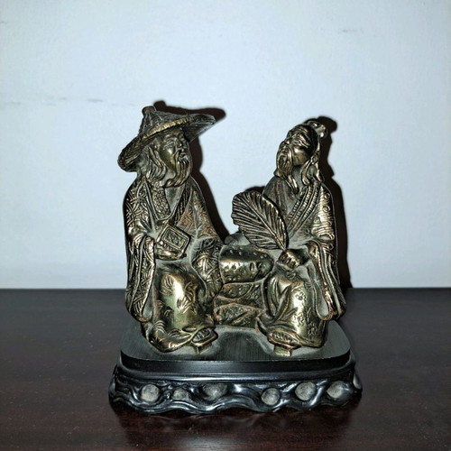 Bronze decorative item used with Chinese figures