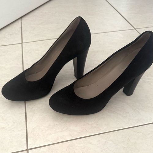 Nak women's pumps size 40 black like new