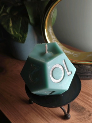 Handmade candle D12 glow in the dark, new, scented