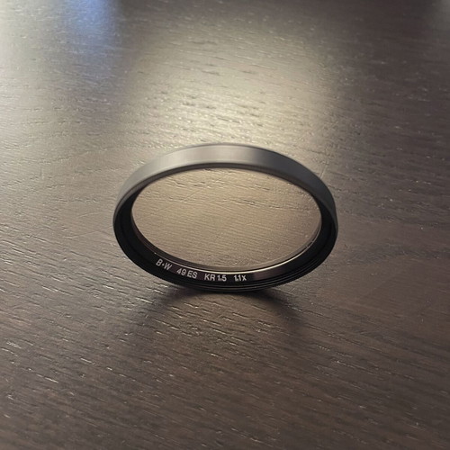 B+W 49ES KR 1.5 1.1X Vintage Lens Filter like new
