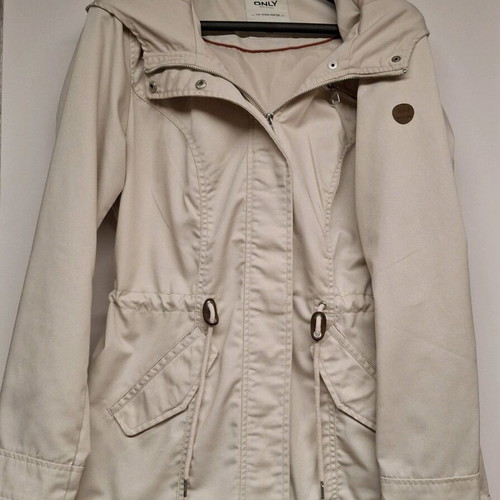 Only jacket like new, beige and white, size XL