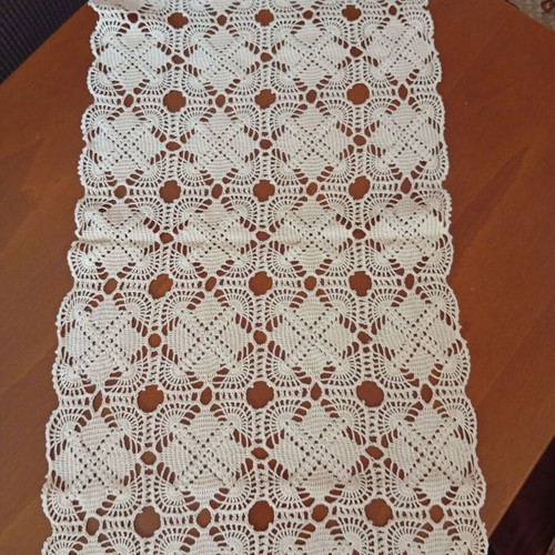 Crochet handmade set of 3 beige pieces new