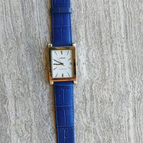 Lorus VX82-K388 Quartz Watch new, white dial, blue leather strap