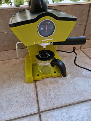 Espressiera Heinner Charm μεταχειρισμένη 800w ημιαυτόματη