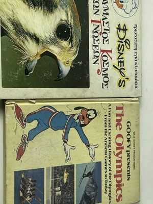 Σετ 2 vintage βιβλία Disney μεταχειρισμένα με εκπαιδευτική και ολυμπιακή θεματολογία