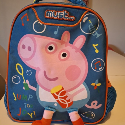 Must Peppa Pig George school bag with plush toy and water bottle