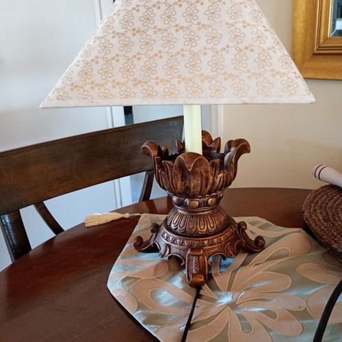 Porcelain table lamp like new, height 0.44m