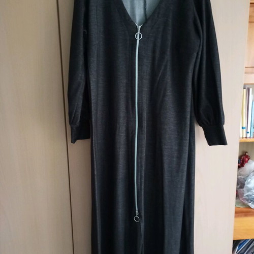 Long dress with front zipper like new, size L