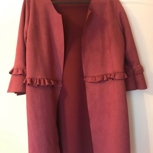 Lightweight coat in rotten apple color like new