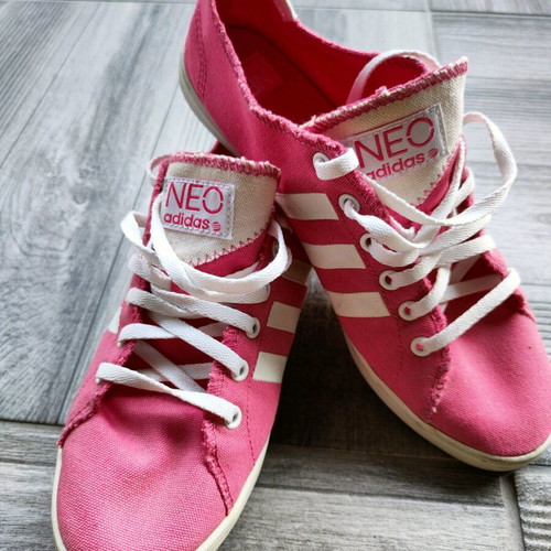 Adidas NEO pink size 40 like new