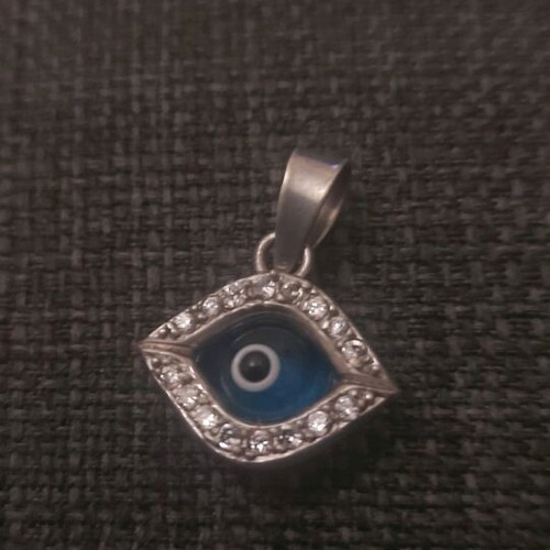 Silver 925 eye like new with zirconia