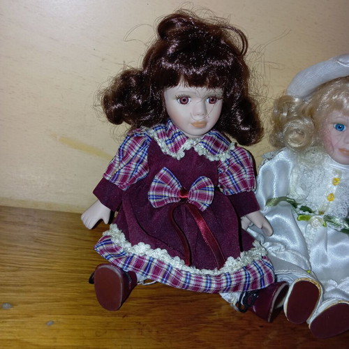 Dolls like new