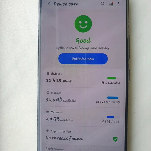 Samsung S22 256GB used with screen defect