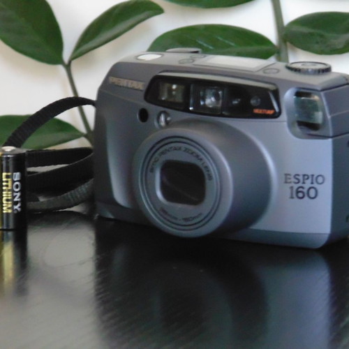 Pentax Espio 160 Multiaf camera used with smc Zoom Lens 38mm-160mm