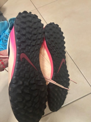 Nike Phantom Rose shoes size 41 like new, pink