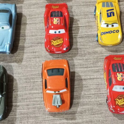 Mac Queen toy car figures used, pack of 30, metal