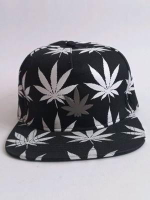 Marijuana hat new, one size, black and white