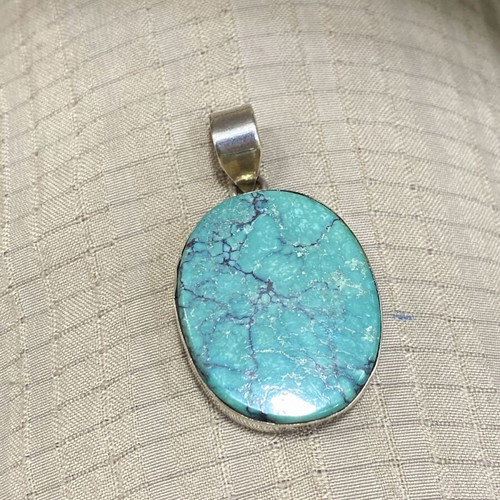 Silver (925) pendant with turquoise stone new