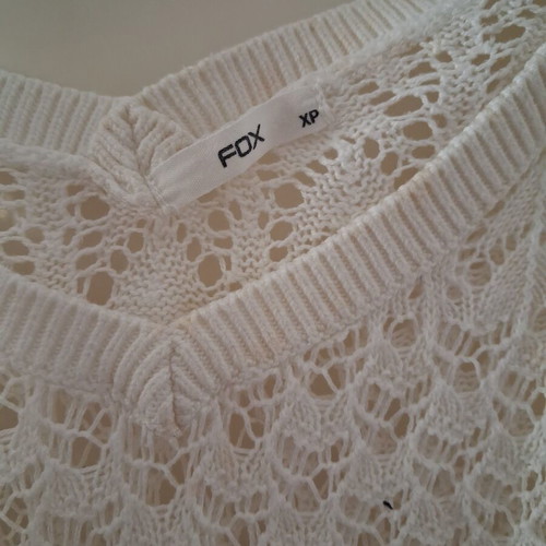 Fox white knitted sweater like new, size XS
