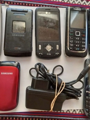 Vintage mobile phones used, collection with Nokia Samsung LG Sony Ericsson