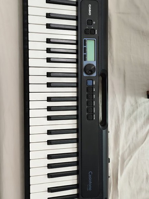 Casio CT-S300 Keyboard with 61 Dynamic Keys Black new