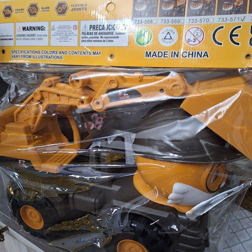 Large EZ Toys Construction Excavator new, sealed
