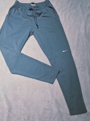 Nike men's bottoms new, fits L and XL