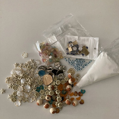 Craft supplies like new, set with beads and decorative elements
