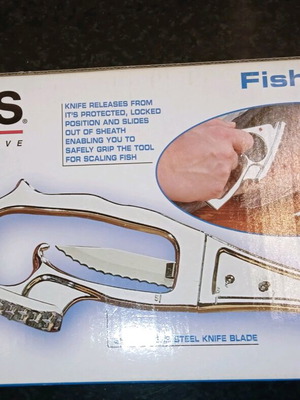 Fish cleaning tool like new