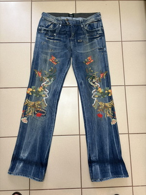 Parasuco women's jeans size S used with floral embroidery