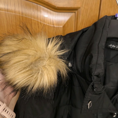 Women's black jacket like new with hood and belt size Medium