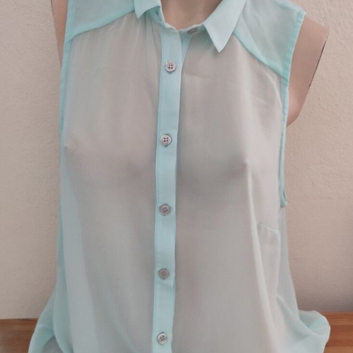 Pink Woman sleeveless shirt Large mint color new