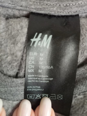 H&M gray pajama set like new, warm