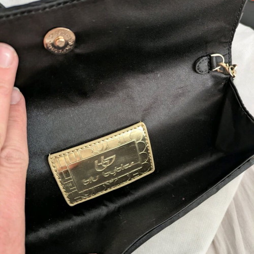 Blu Byblos shoulder bag with detachable strap like new, black