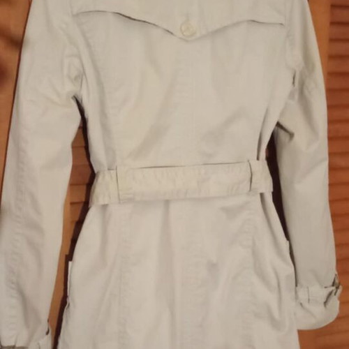 Xdye women's trench coat size M cream color new