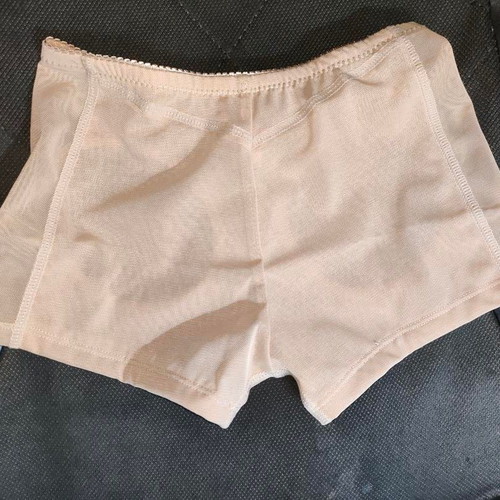 Push Up Shaping Shorts Small beige like new